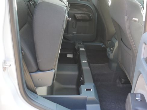 New 2025 Ford Maverick XLT w/ XLT Luxury Package image 27