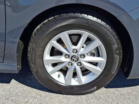 Certified 2025 Toyota Camry SE AWD/4WD image 8