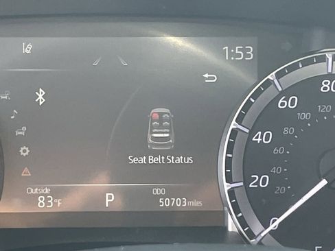 Used 2023 Toyota Highlander XLE image 9