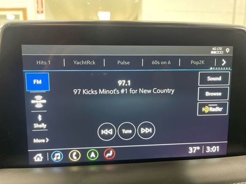 Used 2021 Chevrolet Suburban Z71 w/ Rear Media and Nav Package image 16