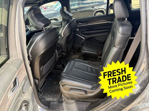 Used 2021 Jeep Grand Cherokee L Overland w/ Luxury Tech Group IV image 9