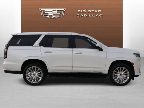 Used 2024 Cadillac Escalade Premium Luxury RWD image 6