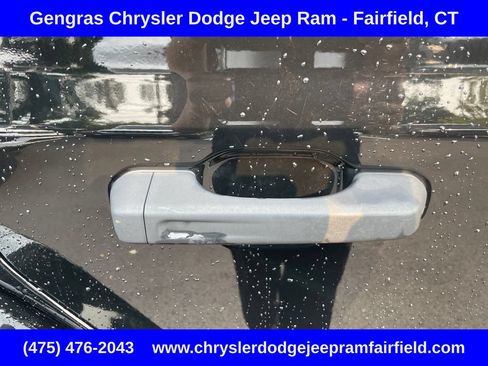 Used 2023 Jeep Wrangler Unlimited Sahara w/ Cold Weather Group AWD/4WD image 23