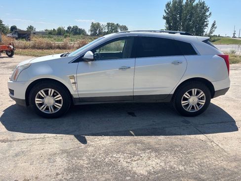 Used 2010 Cadillac SRX Luxury FWD image 10