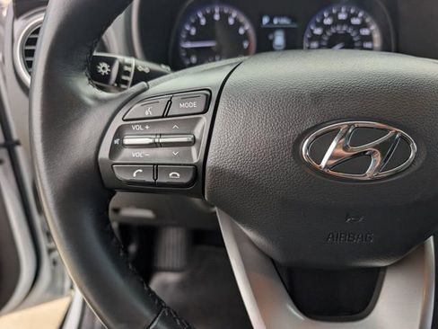 Used 2020 Hyundai Kona SEL FWD image 13
