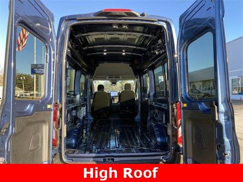 Used 2024 Ford Transit 250 148 High Roof AWD image 5