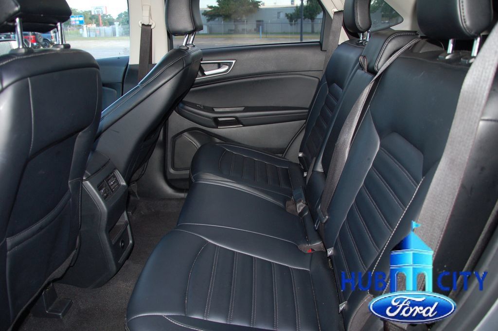 Used 2024 Ford Edge SEL AWD/4WD image 12