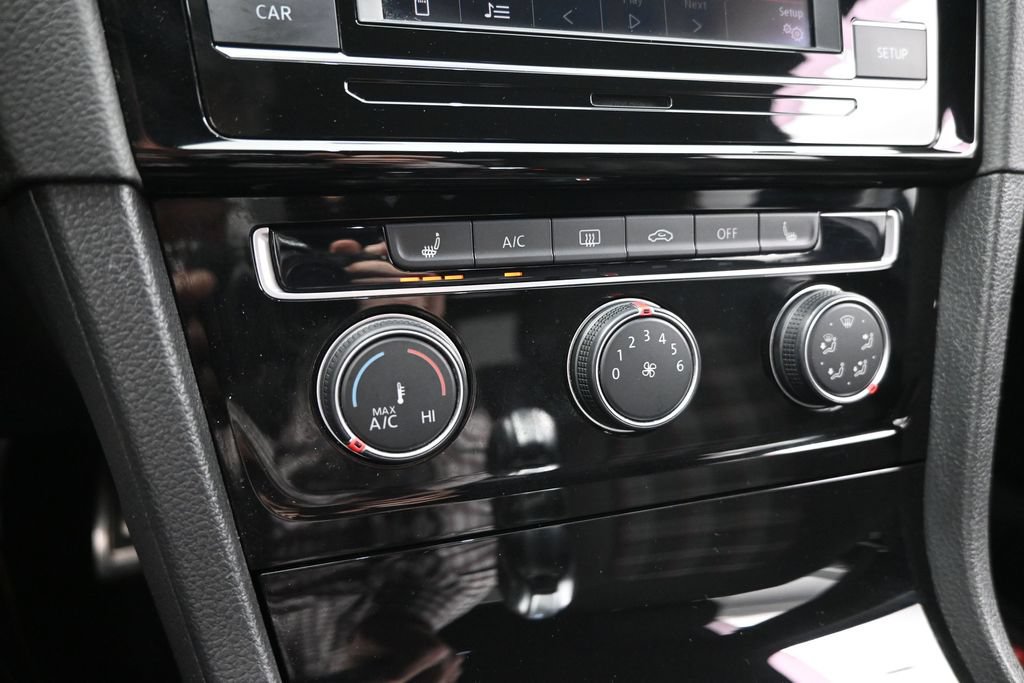 Used 2018 Volkswagen GTI S FWD image 12