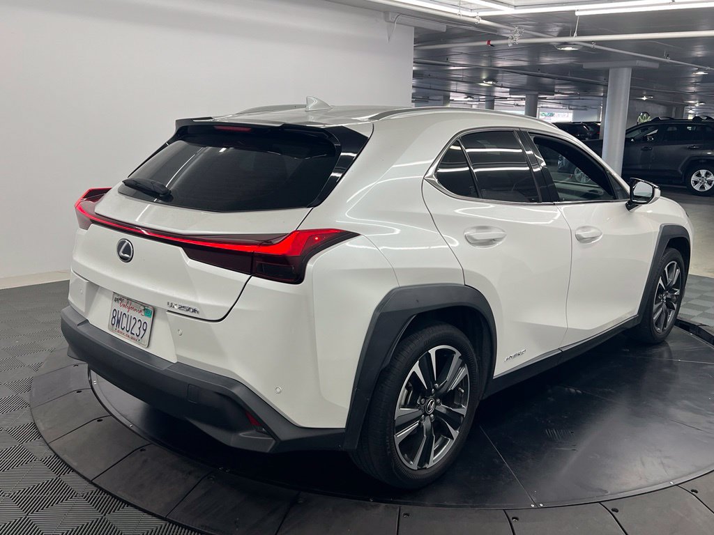 Used 2021 Lexus UX 250h w/ Accessory Package (Z1) AWD/4WD image 5