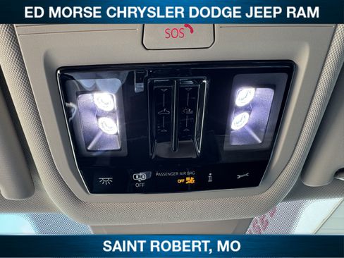 Used 2024 Volkswagen Atlas SEL Premium R-Line AWD/4WD image 19