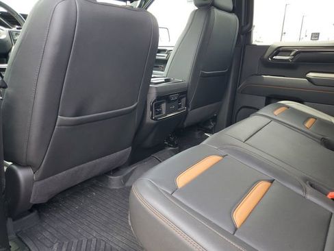 Certified 2024 GMC Sierra 1500 AT4 w/ Technology Package AWD/4WD image 23