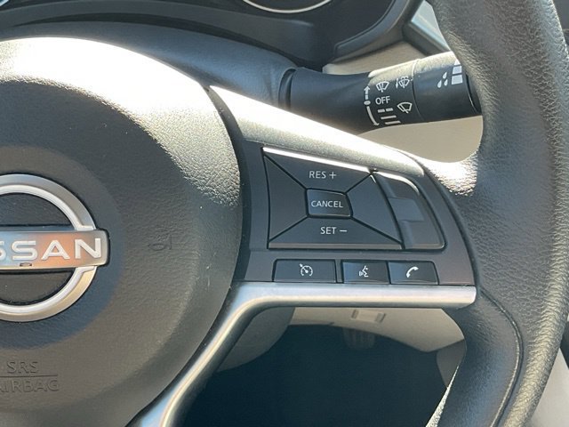 Used 2025 Nissan Altima 2.5 SV FWD image 21