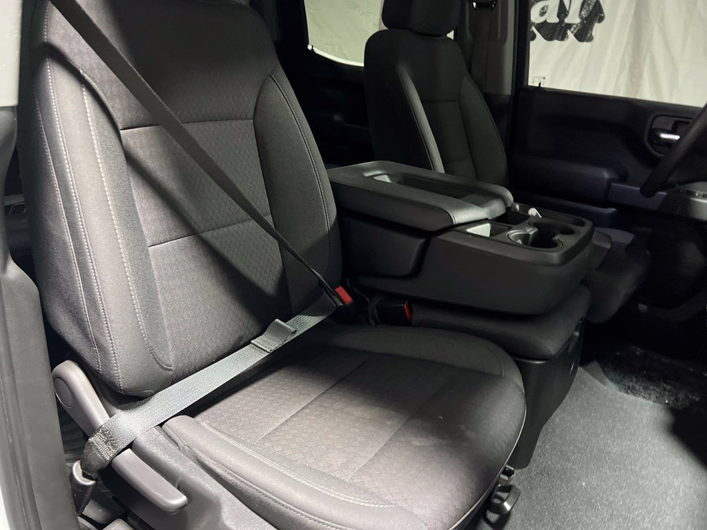 Used 2022 Chevrolet Silverado 1500 Custom AWD/4WD image 9