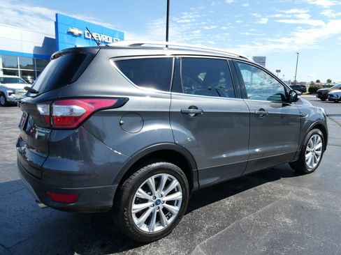 Used 2018 Ford Escape Titanium w/ Ford Safe & Smart Package FWD image 5