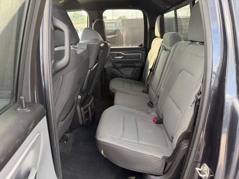 Used 2021 RAM 1500 Big Horn RWD image 12