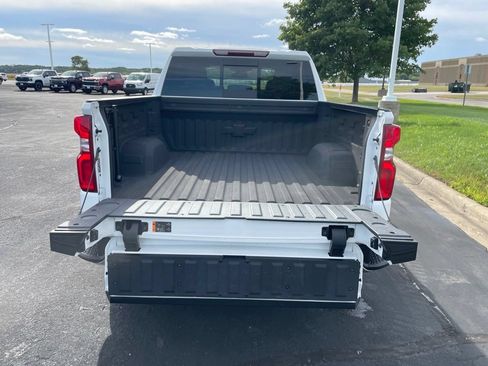 Used 2025 Chevrolet Silverado 1500 LTZ w/ LTZ Convenience Package II AWD/4WD image 24