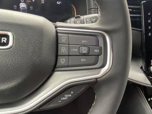 New 2026 Jeep Grand Wagoneer Limited image 22