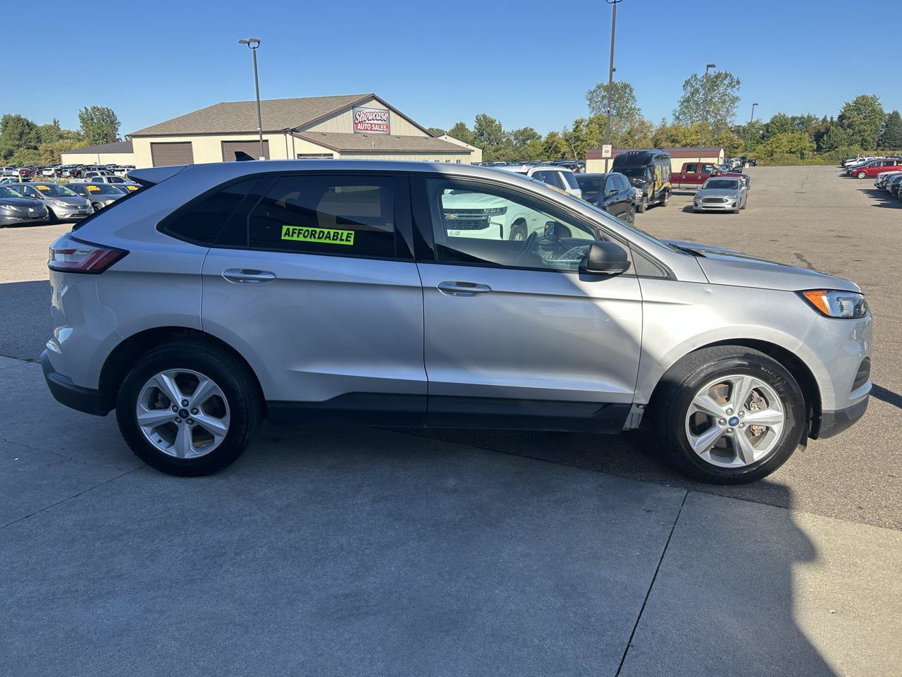 Used 2019 Ford Edge SE AWD/4WD image 4