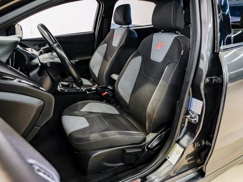 Used 2015 Ford Focus ST image 38