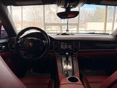 Used 2014 Porsche Panamera w/ Bose Audio Package image 23