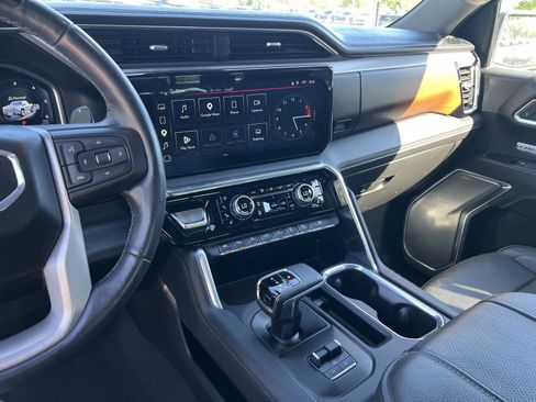 Used 2024 GMC Sierra 1500 Denali AWD/4WD image 36