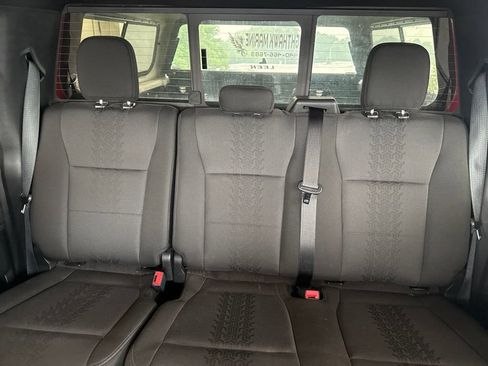 Used 2020 Ford F150 XLT w/ Equipment Group 302A Luxury AWD/4WD image 24