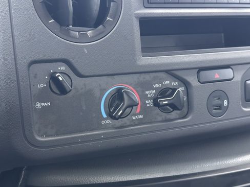 New 2026 Ford E-350 and Econoline 350 Super Duty w/ Power Equipment Group image 34