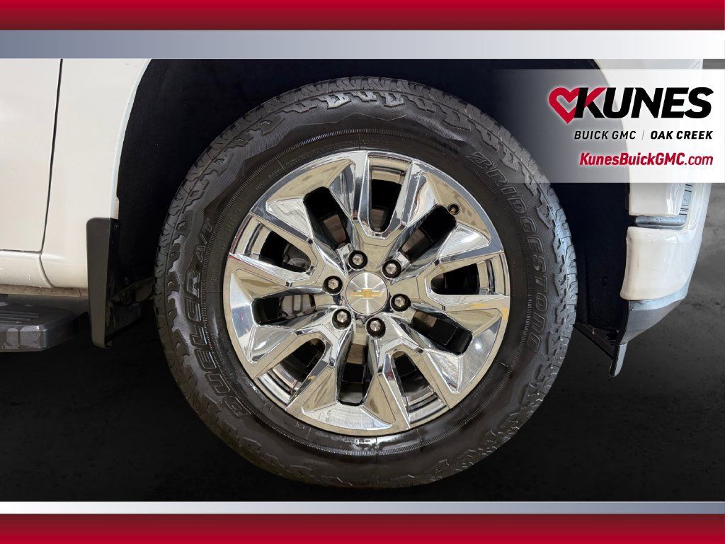 Used 2021 Chevrolet Silverado 1500 Custom w/ Custom Max Trailering Package AWD/4WD image 13