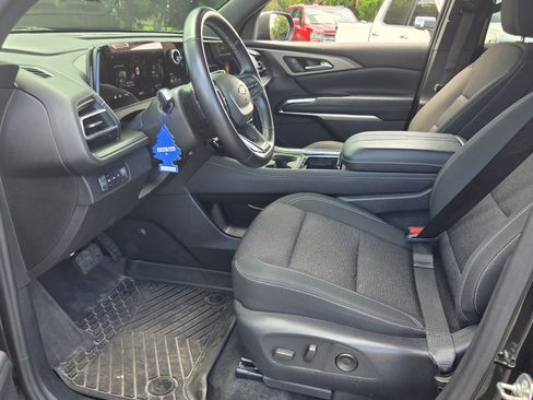 Certified 2024 Chevrolet Traverse LT AWD/4WD image 9