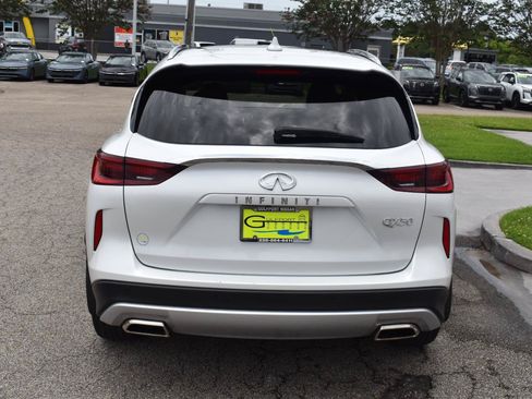 Used 2023 INFINITI QX50 Luxe FWD image 10
