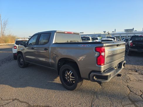 Used 2021 Chevrolet Silverado 1500 Custom AWD/4WD image 7