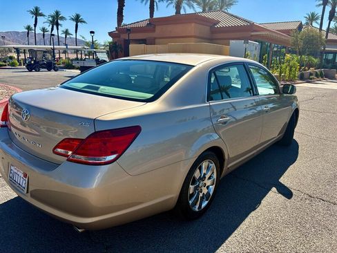 Used 2006 Toyota Avalon XLS FWD image 8