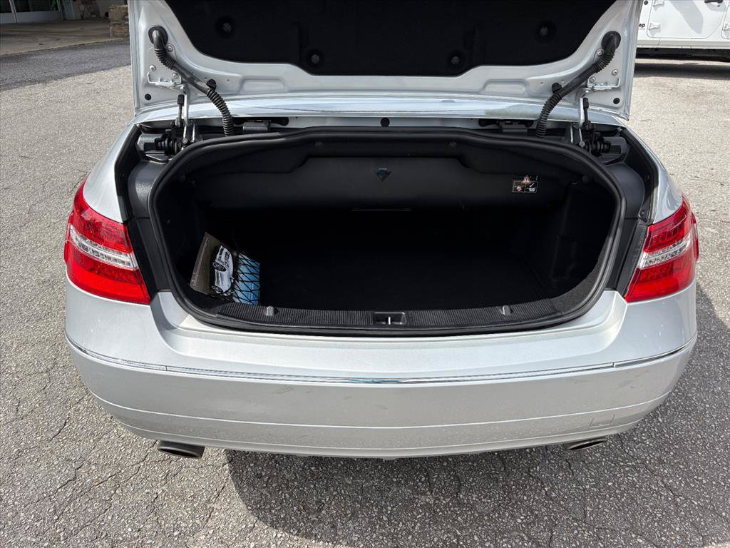Used 2011 Mercedes-Benz E 350 Cabriolet image 25