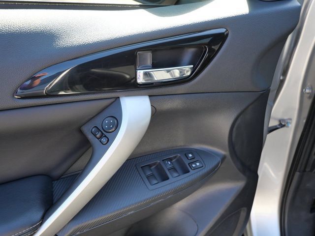 Used 2022 Mitsubishi Eclipse Cross SE AWD/4WD image 15