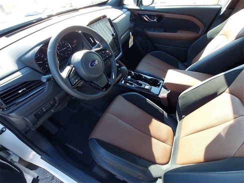 Used 2026 Subaru Forester Touring image 13