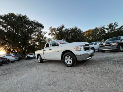 Used 2024 RAM 1500 Classic SLT image 38