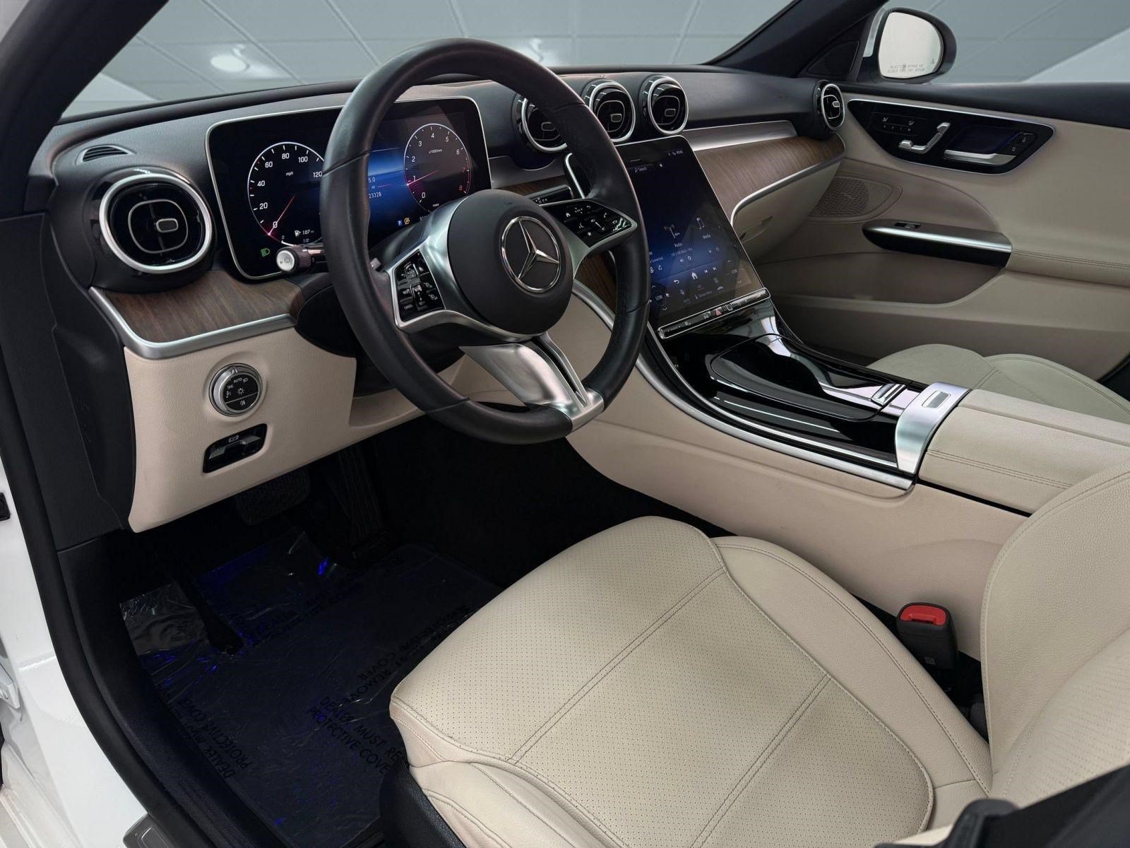 Used 2024 Mercedes-Benz C 300 Sedan image 4