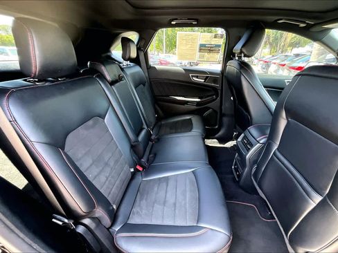 Used 2022 Ford Edge ST-Line w/ Class II Trailer Tow Package AWD/4WD image 20