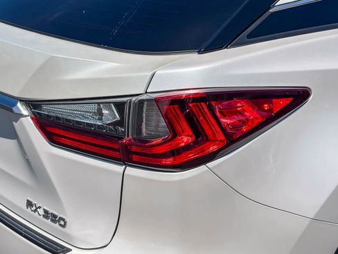 Used 2022 Lexus RX 350 AWD w/ Premium Package image 8