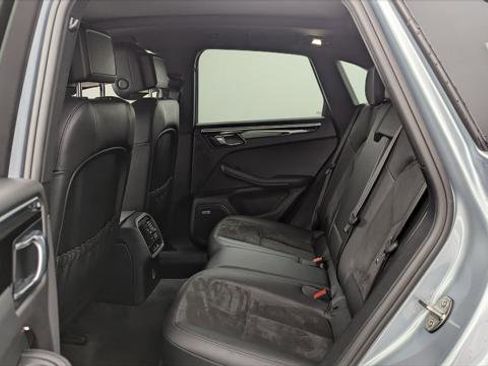 Used 2019 Porsche Macan image 18