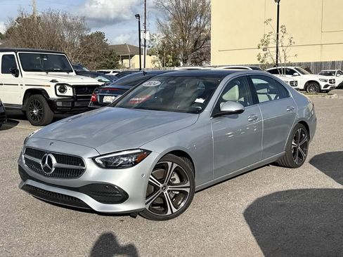 Used 2024 Mercedes-Benz C 300 Sedan image 3