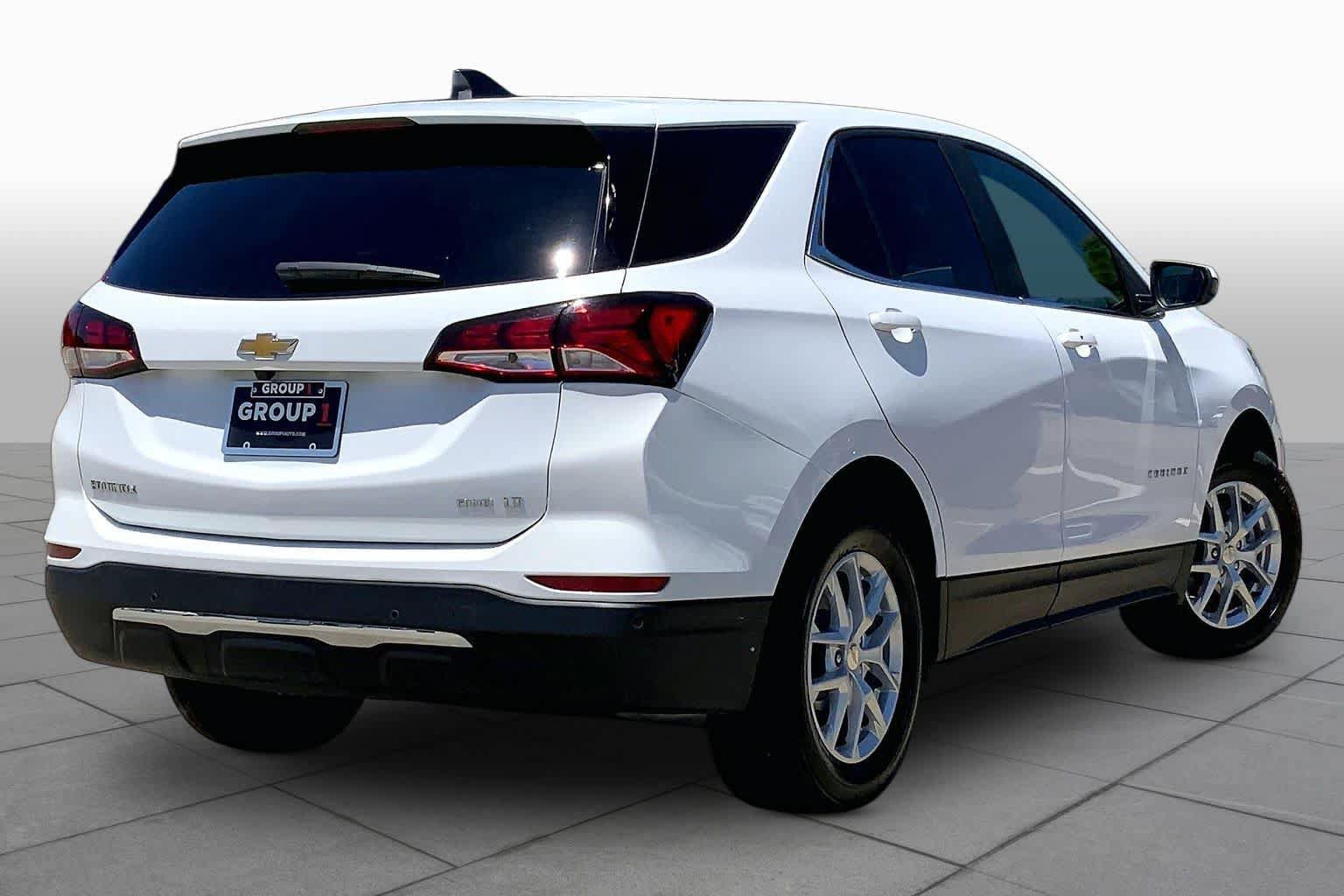 Used 2024 Chevrolet Equinox LT AWD/4WD image 13