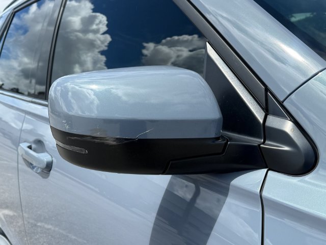 Used 2025 Honda Pilot Elite image 11