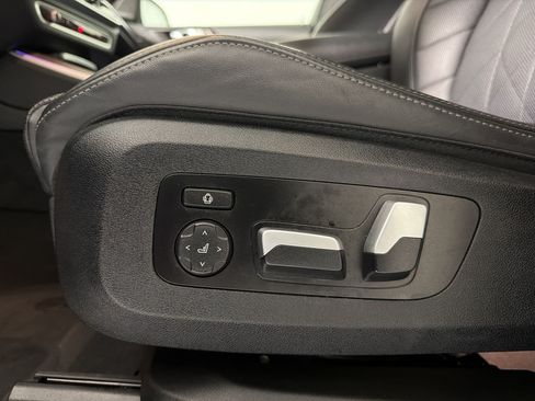 Used 2024 BMW X5 sDrive40i w/ Premium Package RWD image 8