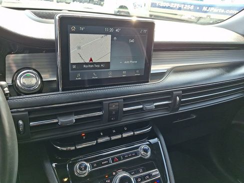 Used 2022 Lincoln Corsair AWD w/ Premium Package image 3