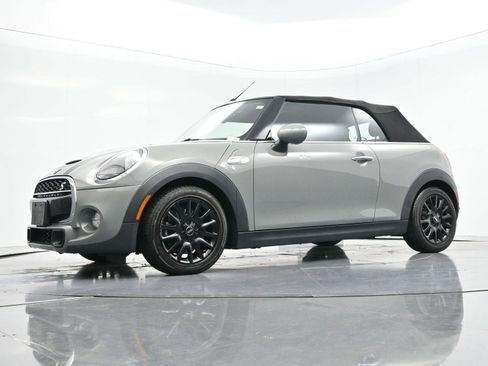 Used 2019 MINI Cooper S image 40