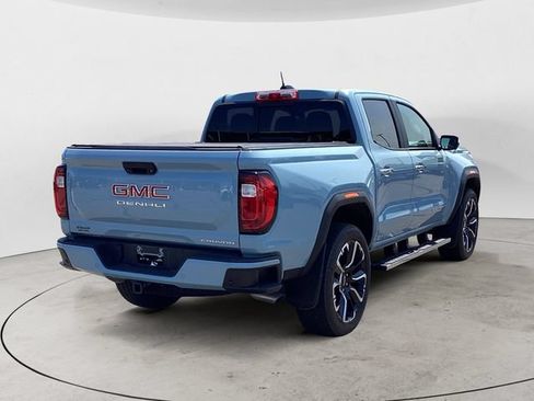 Used 2025 GMC Canyon Denali AWD/4WD image 5