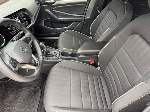 Used 2024 Volkswagen Jetta Sport FWD image 12