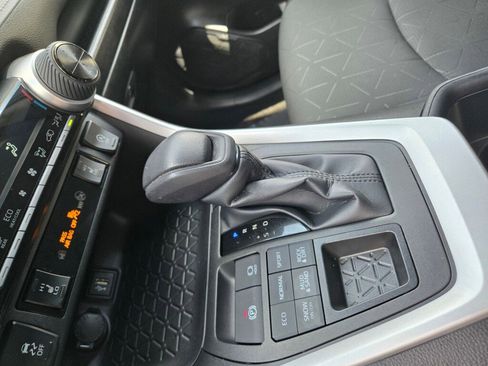 Used 2023 Toyota RAV4 XLE w/ Convenience Package AWD/4WD image 17