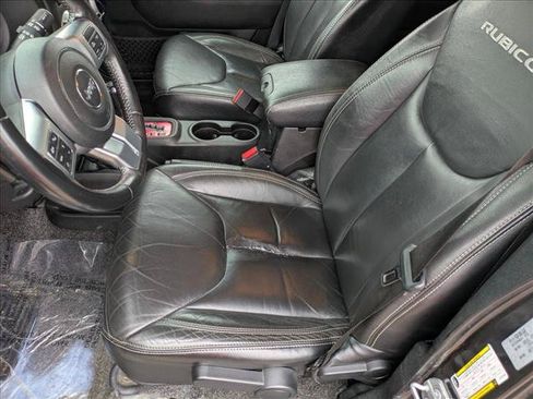 Used 2016 Jeep Wrangler Unlimited Rubicon AWD/4WD image 15